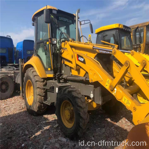 Backhoe Loader Ujung Depan Dijual